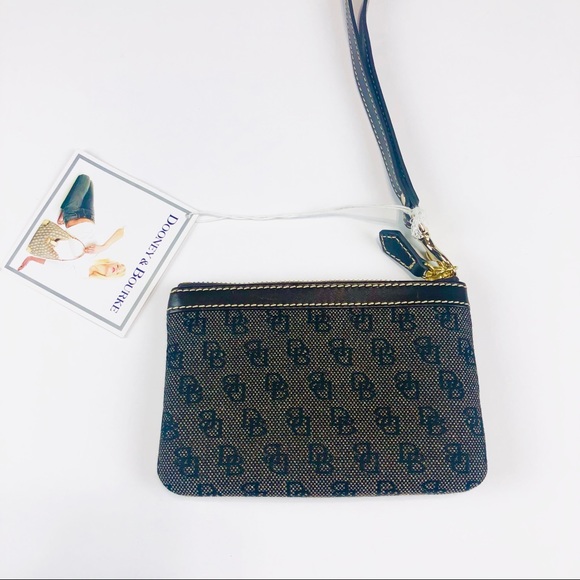 Dooney & Bourke wristlet - Picture 2 of 3